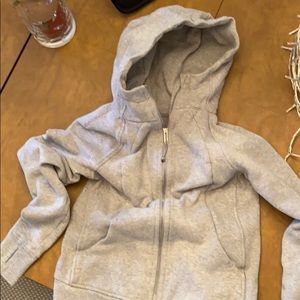 Lululemon sweatshirt